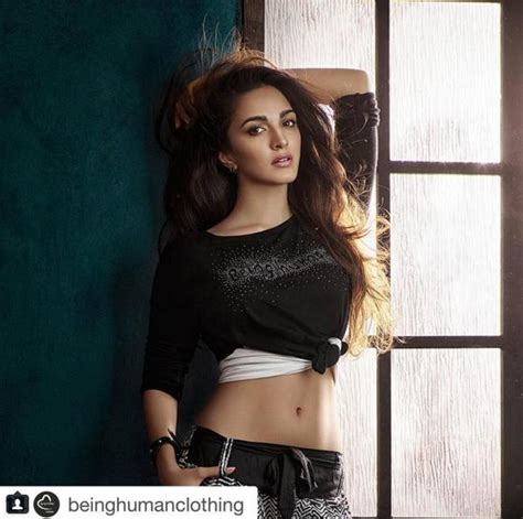 kiara advani hot photos|Top 20 hot and sexy photos of Kiara Advani that will play with your mind.